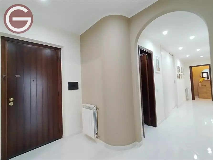 Immagine 3 di Appartamento in vendita  a Gioia Tauro