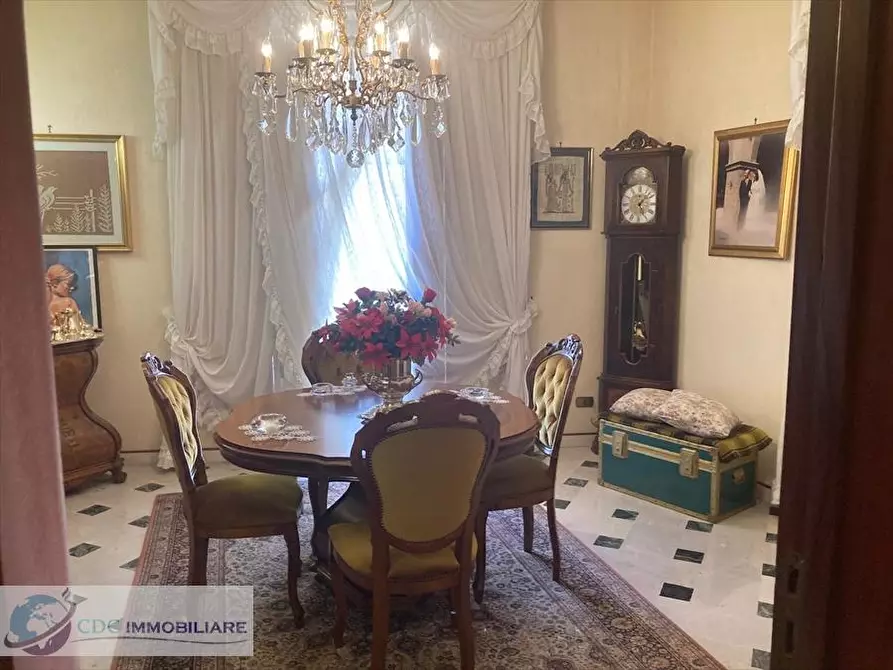 Immagine 7 di Appartamento in vendita  in Via Mercato  Castronovo di Sicilia a Castronovo Di Sicilia