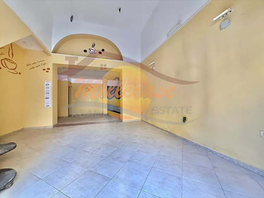 Immagine 22 di Locale commerciale in vendita  in VIA EPICARMO a Siracusa