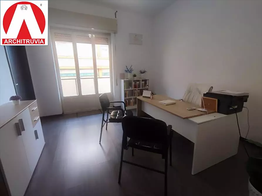 Immagine 4 di Ufficio in affitto  in viale della regione 54 a Caltanissetta
