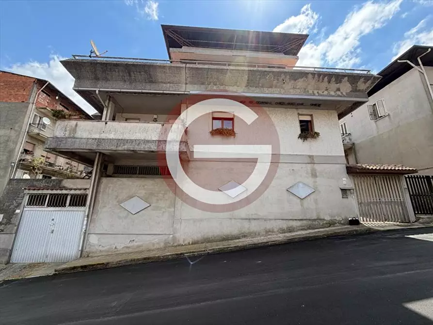 Immagine 2 di Casa indipendente in vendita  a Cinquefrondi