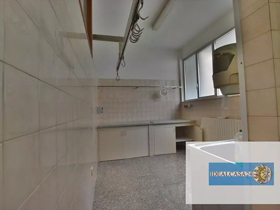 Immagine 21 di Locale residenziale in vendita  in macerata via Goffredo mameli 39 a Macerata