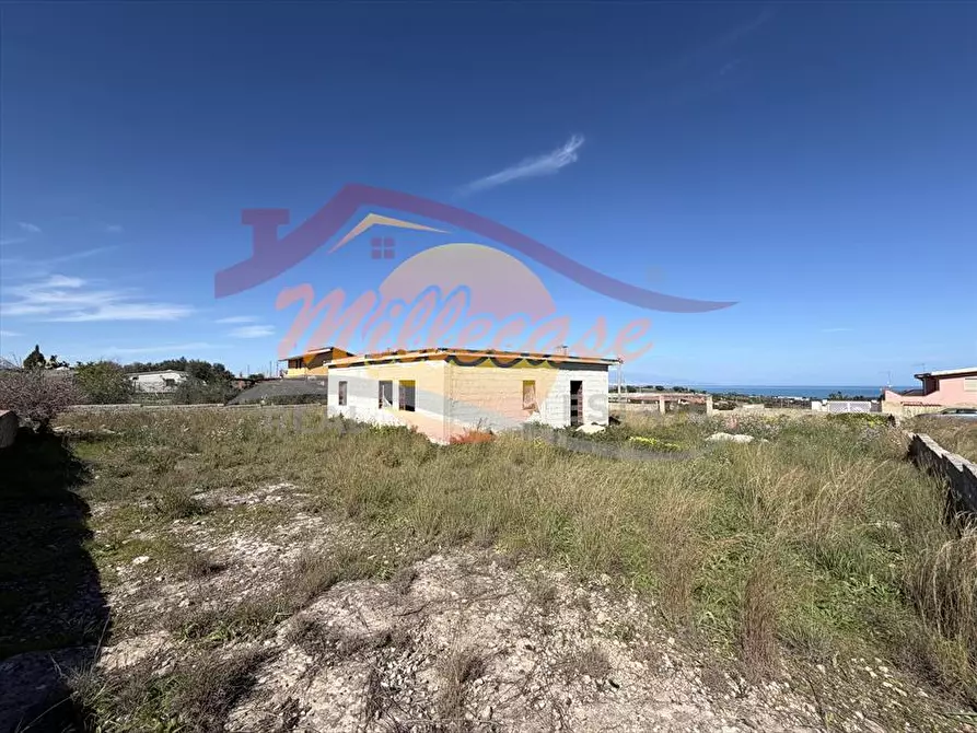 Immagine 15 di Villa in vendita  a Siracusa