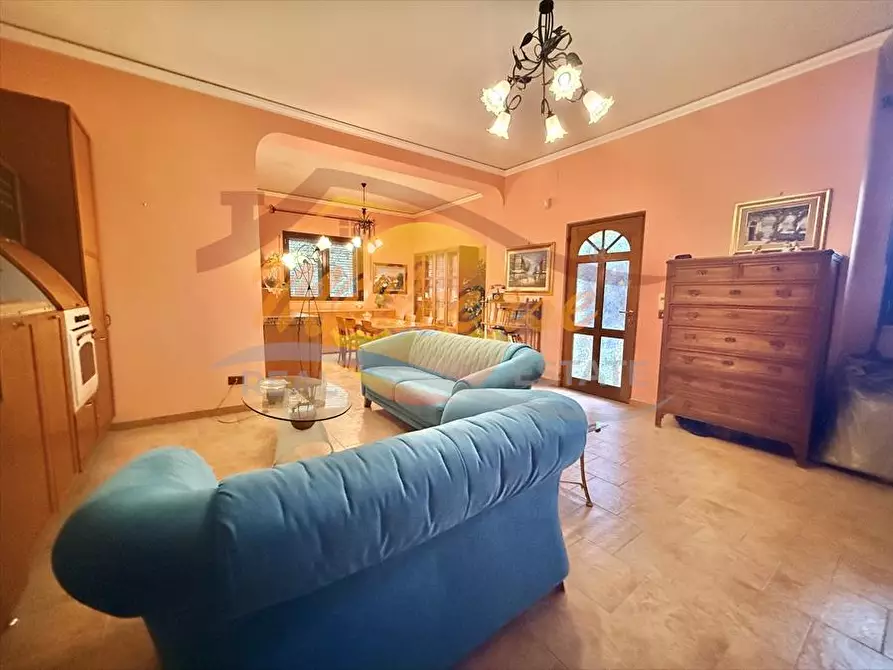 Immagine 20 di Villa in vendita  in viale Garrone a Siracusa