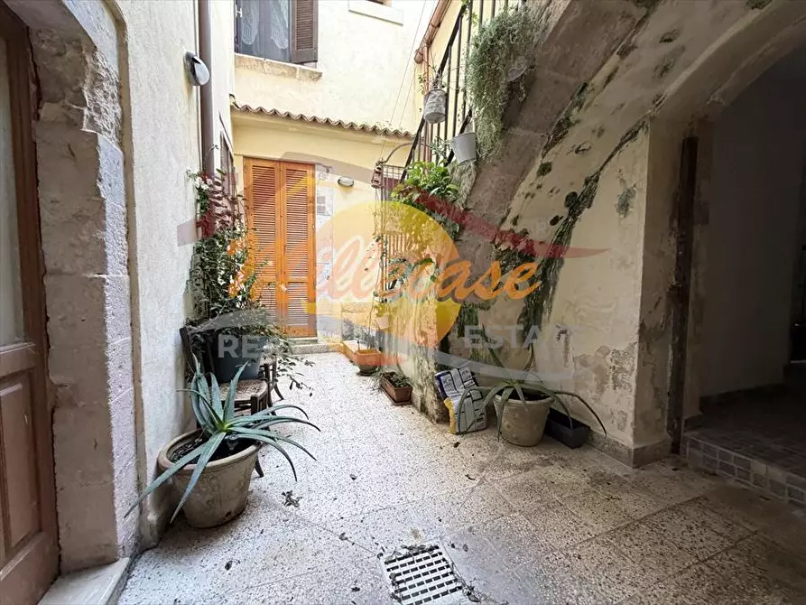 Immagine 23 di Appartamento in vendita  in Via della giudecca a Siracusa