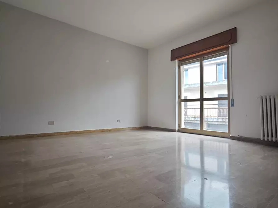 Immagine 9 di Appartamento in affitto  a Taurianova