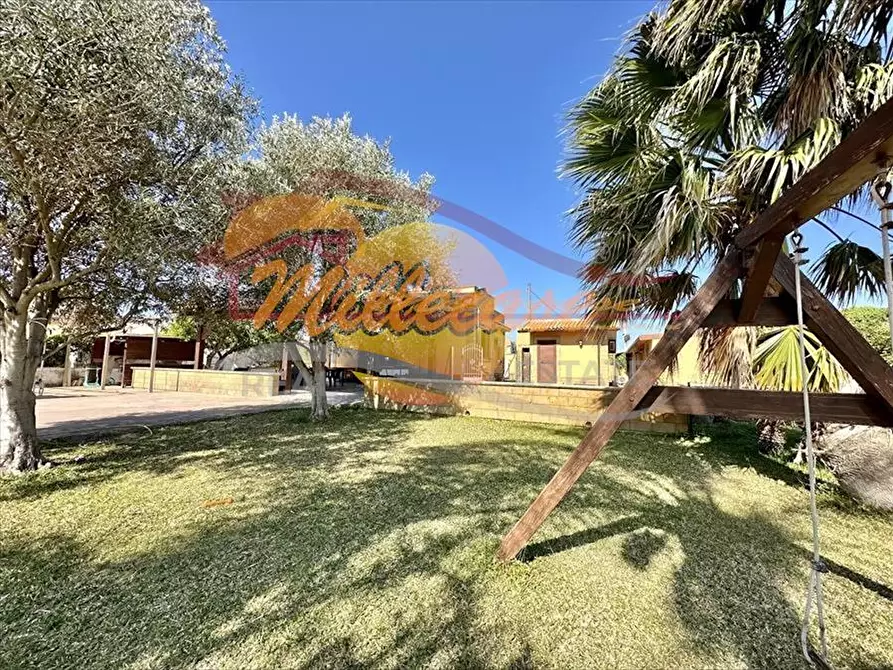 Immagine 1 di Villa in vendita  in arenella a Siracusa