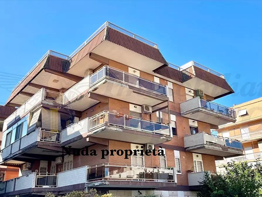 Immagine 2 di Appartamento in vendita  in Via Gran Bretagna 66/A a Pomezia
