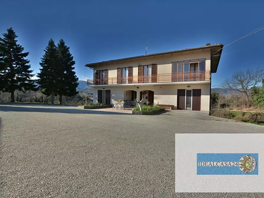 Immagine 9 di Casa indipendente in vendita  in camporotondo di fiastrone c.da colvenale n. 7 a Camporotondo Di Fiastrone