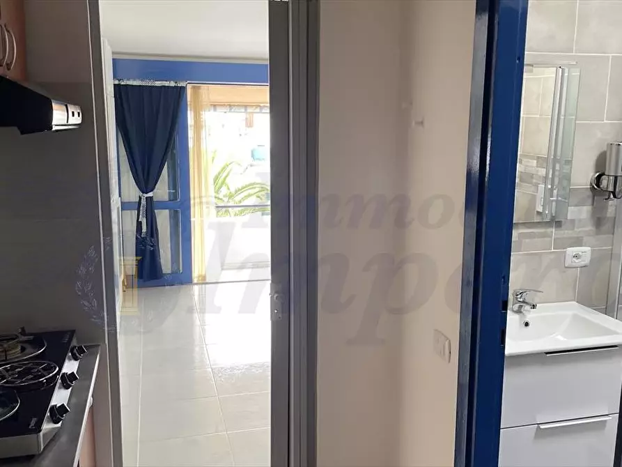 Immagine 6 di Appartamento in vendita  in Lungomare degli Ardeatini, 41/A a Ardea