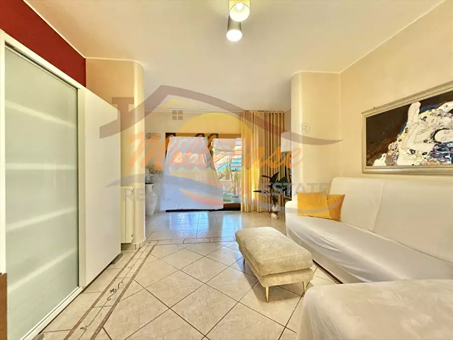 Immagine 16 di Villa in vendita  in VIA OZANAM a Siracusa