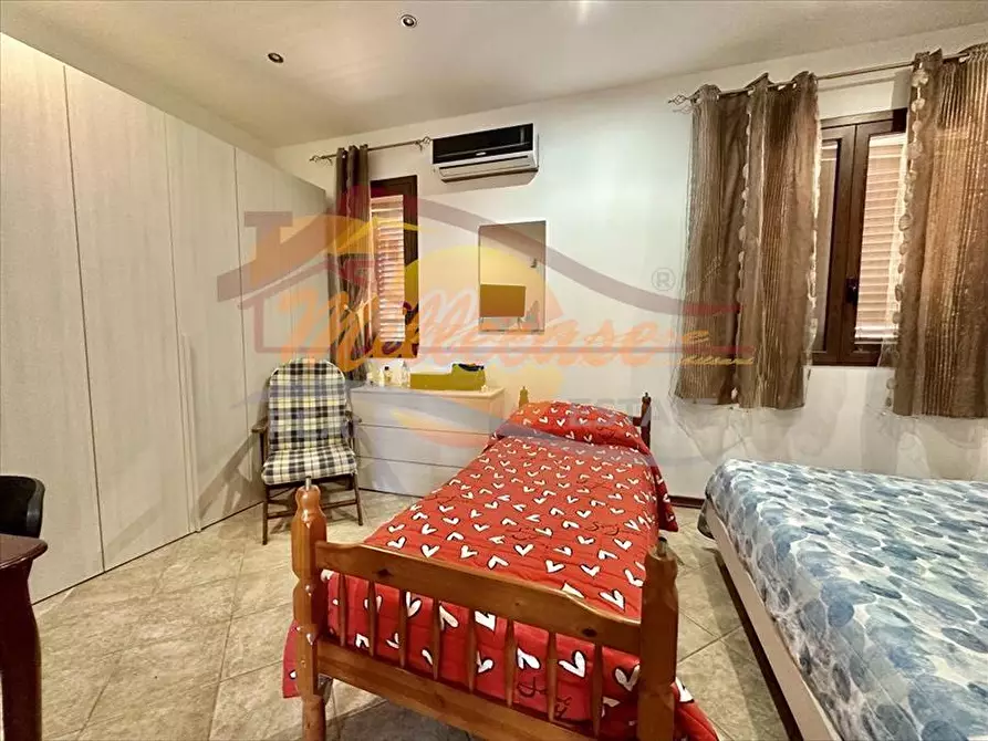 Immagine 6 di Villa in vendita  in arenella a Siracusa