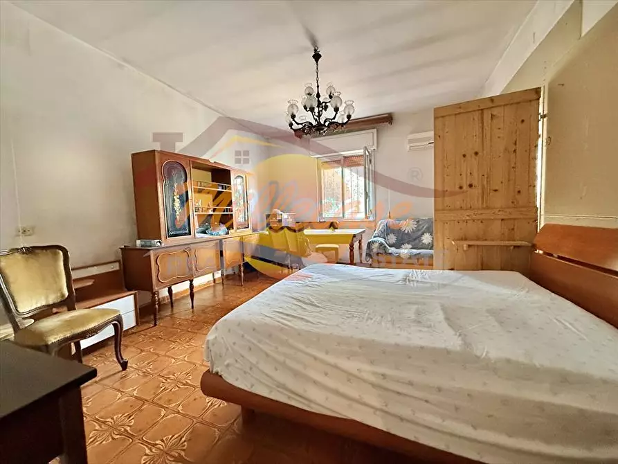 Immagine 5 di Villa in vendita  in VIALE GARRONE a Siracusa