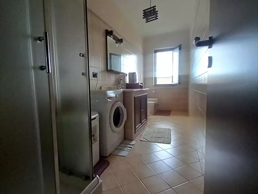 Immagine 17 di Appartamento in vendita  a Cinquefrondi