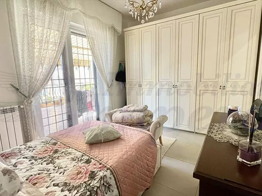 Immagine 9 di Appartamento in vendita  in Via Gussola 20 a Roma