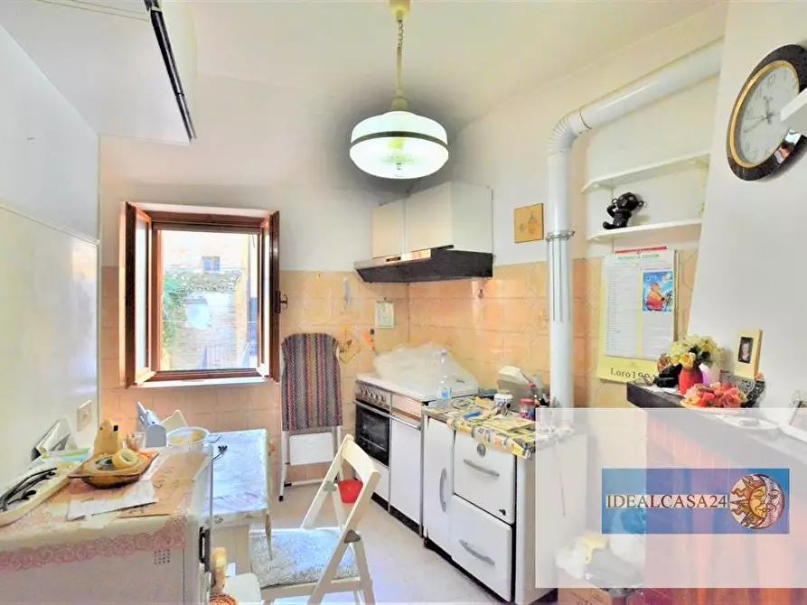 Immagine 23 di Casa indipendente in vendita  in Loro Piceno Via Monte Grappa a Loro Piceno
