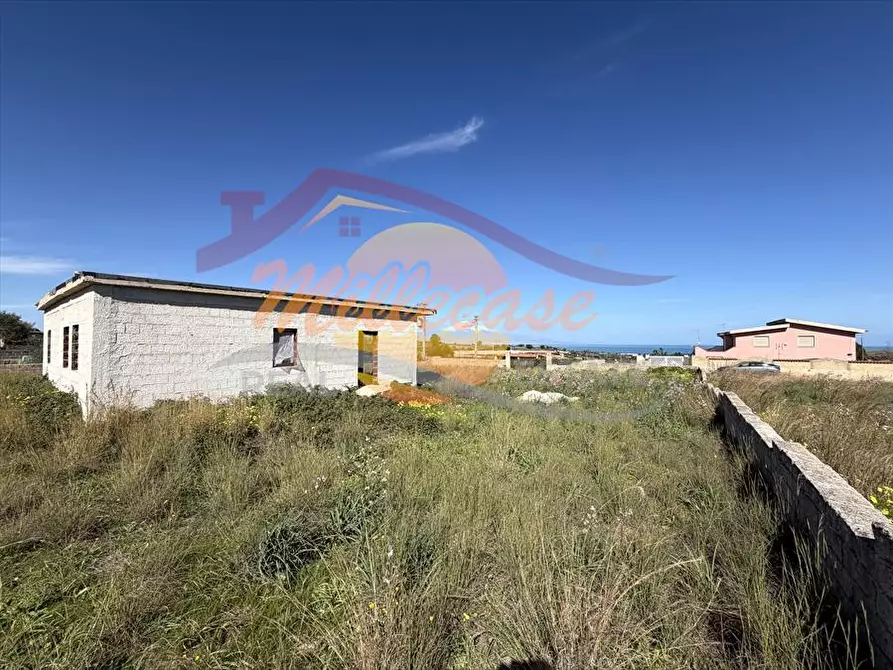 Immagine 1 di Villa in vendita  a Siracusa