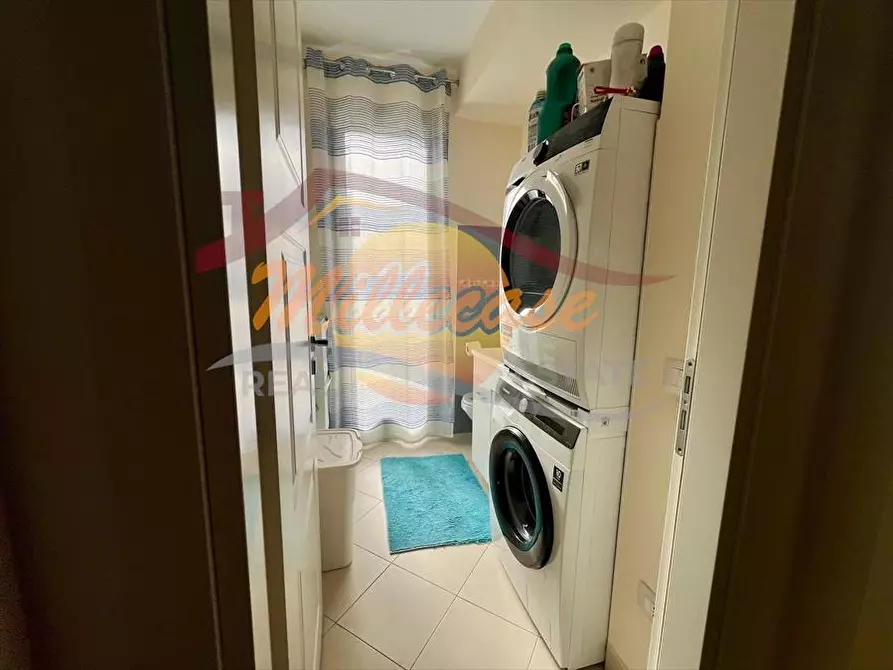 Immagine 21 di Villa in vendita  in VIA LUIGI MONTI a Siracusa
