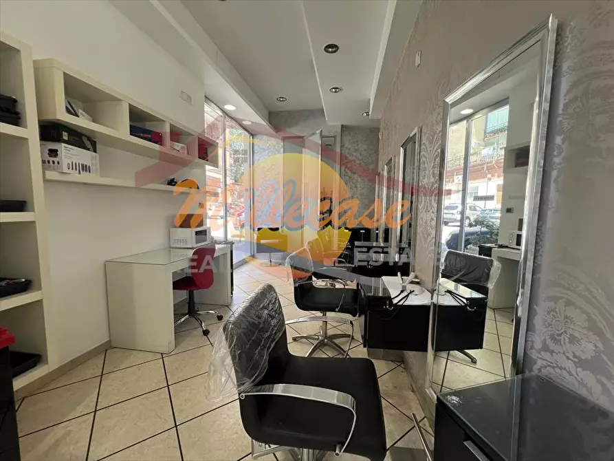 Immagine 10 di Locale commerciale in vendita  in viale tica a Siracusa