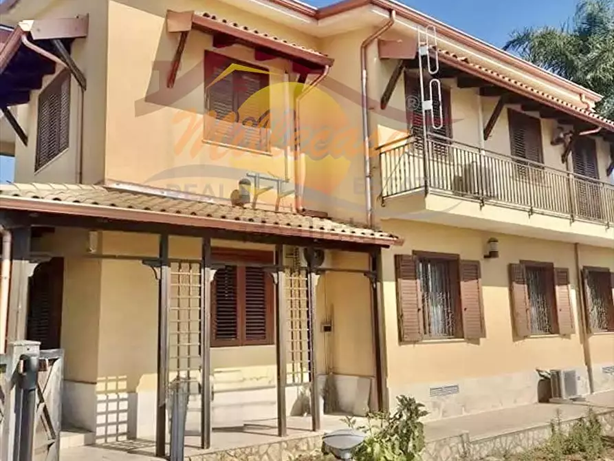 Immagine 3 di Villa in vendita  a Melilli