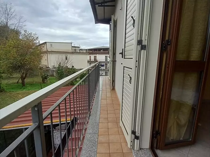 Immagine 16 di Appartamento in vendita  a Cinquefrondi