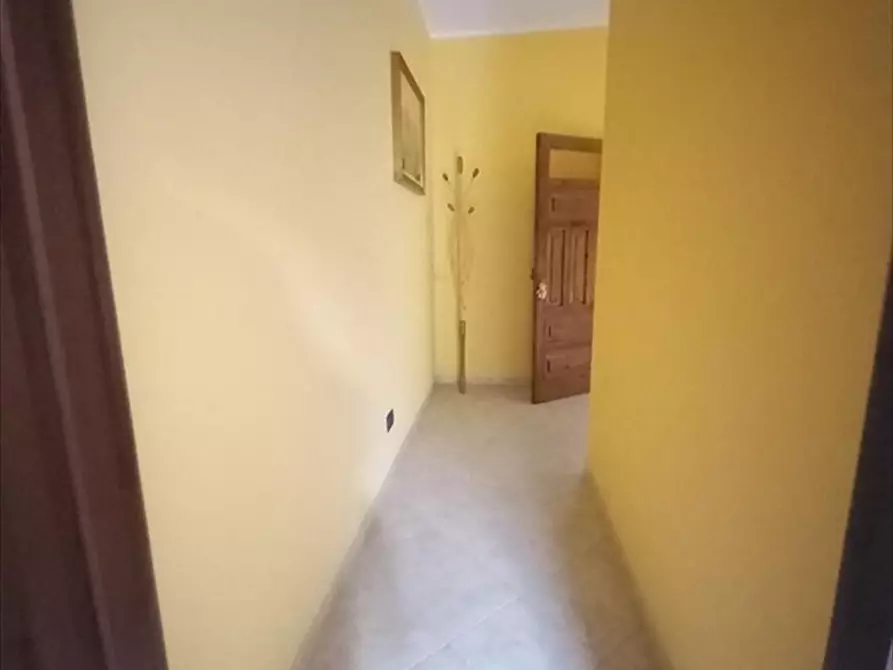 Immagine 11 di Appartamento in vendita  a Cinquefrondi