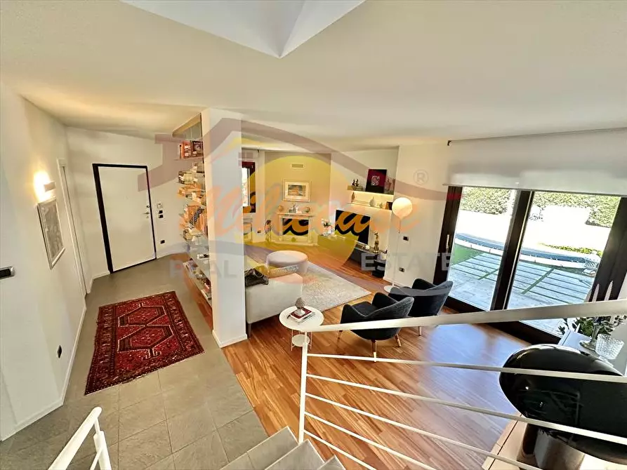 Immagine 15 di Villa in vendita  a Siracusa
