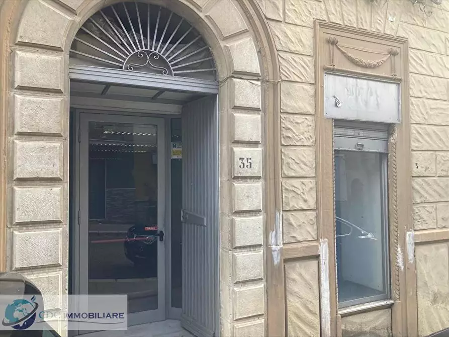 Immagine 2 di Locale commerciale in vendita  in Corso Finocchiaro Aprile 35 a Lercara Friddi