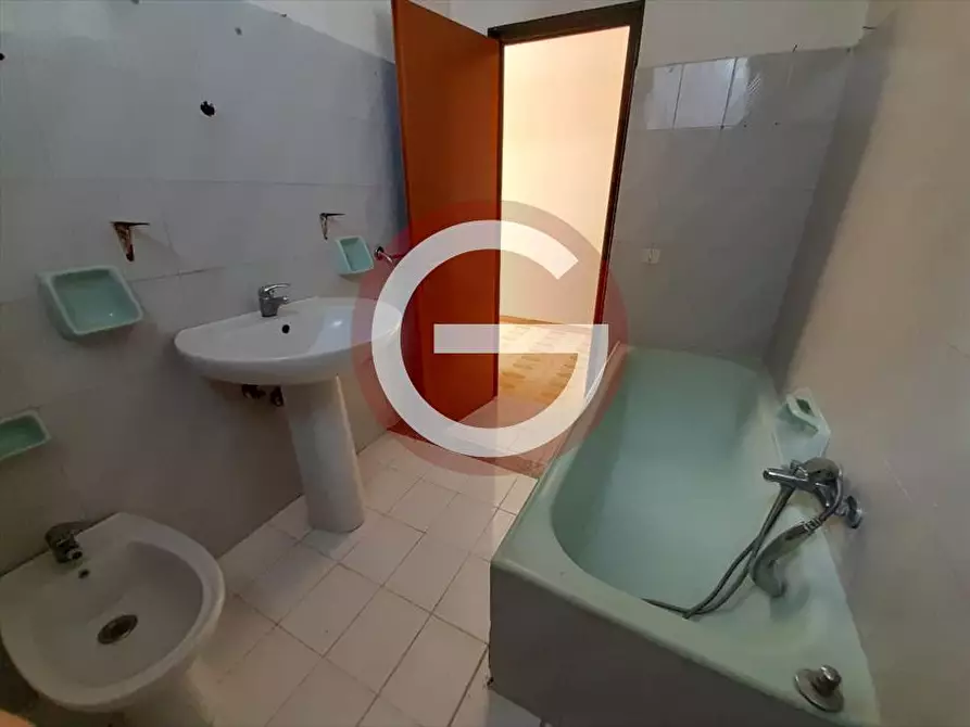 Immagine 12 di Casa indipendente in vendita  a Polistena