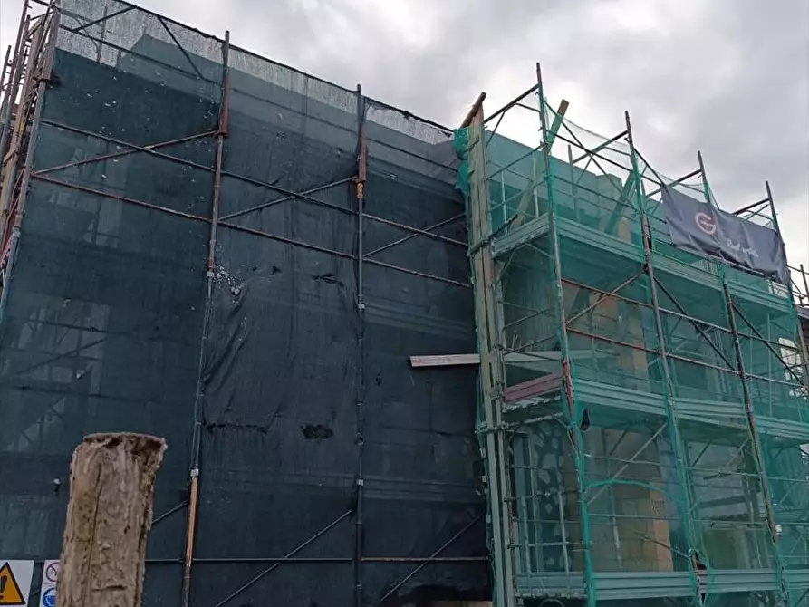 Immagine 11 di Villa in vendita  a Taurianova