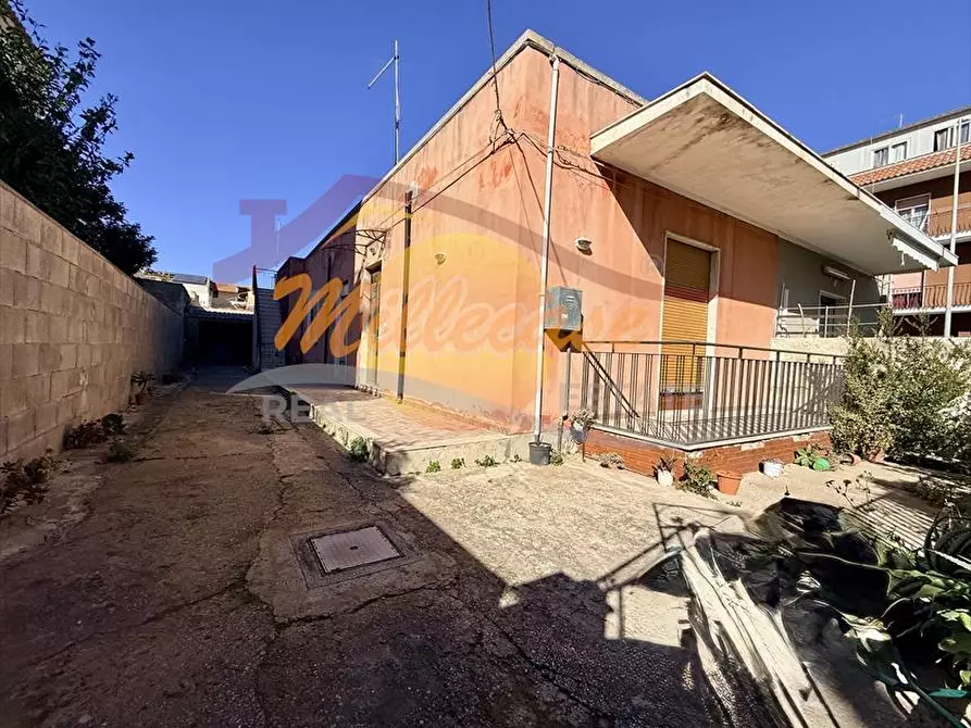 Immagine 11 di Villa in vendita  in VIA LUIGI MONTI a Siracusa