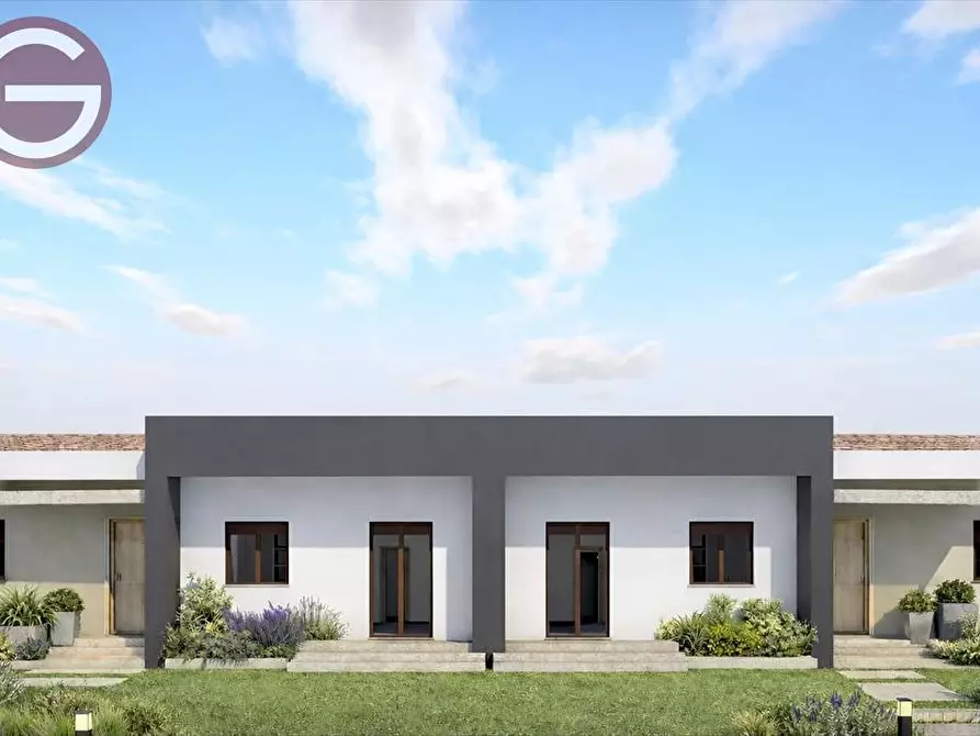 Immagine 10 di Villa in vendita  a Taurianova