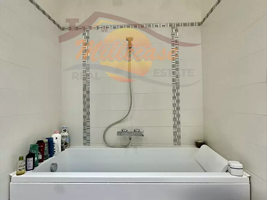 Immagine 10 di Appartamento in vendita  in VIA ARSENALE a Siracusa