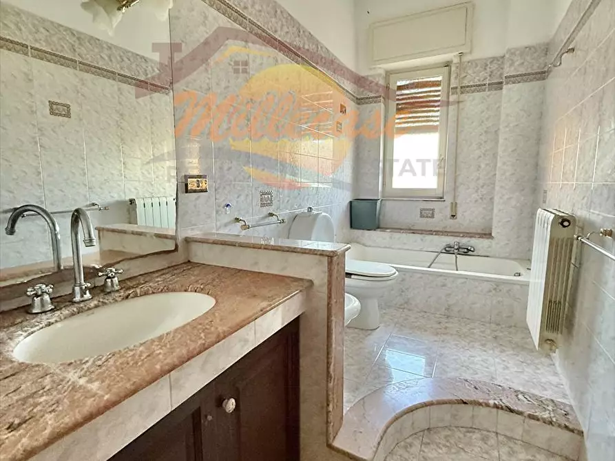 Immagine 6 di Appartamento in vendita  in VIA AVOLA a Siracusa