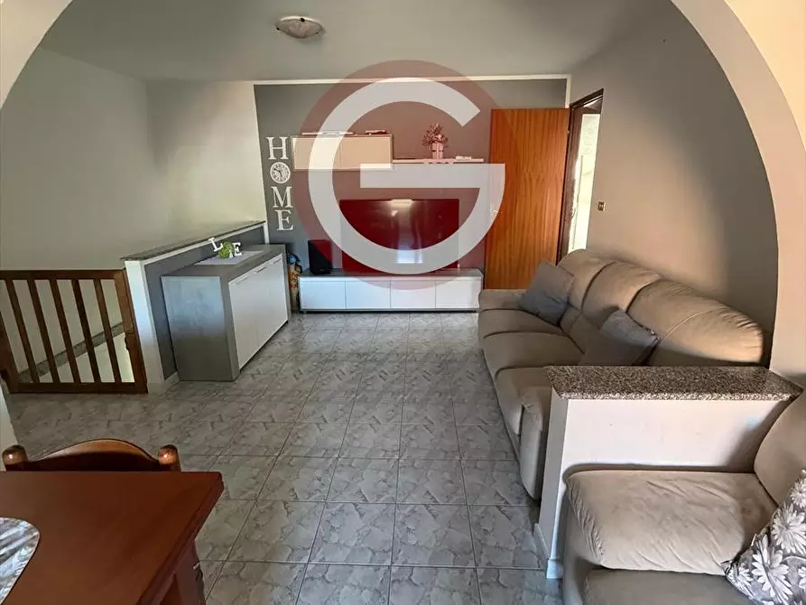 Immagine 14 di Appartamento in vendita  a Cinquefrondi