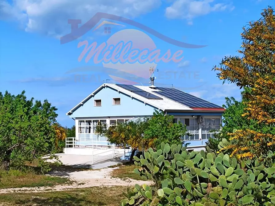 Immagine 17 di Villa in vendita  in VIA BRANCATI a Siracusa