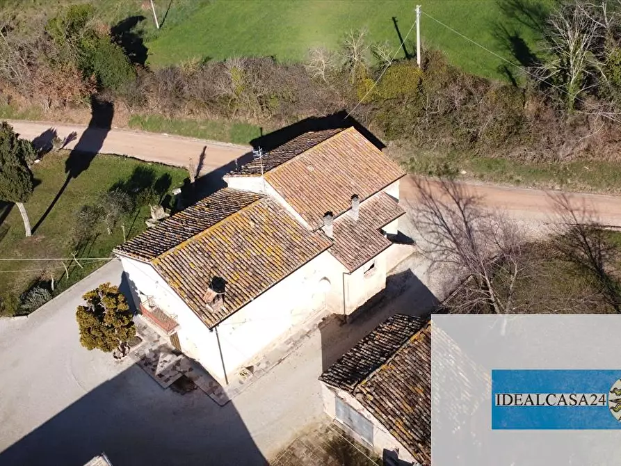 Immagine 4 di Casa indipendente in vendita  in camporotondo di fiastrone c.da colvenale n. 7  a Camporotondo Di Fiastrone