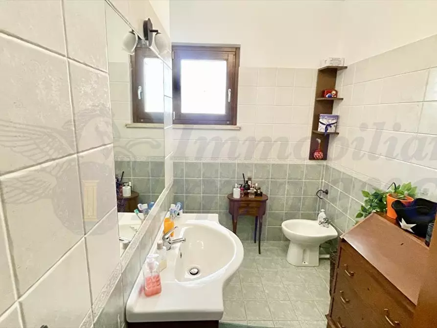 Immagine 10 di Appartamento in vendita  in Via Carlo Alberto dalla Chiesa 74 a Pomezia