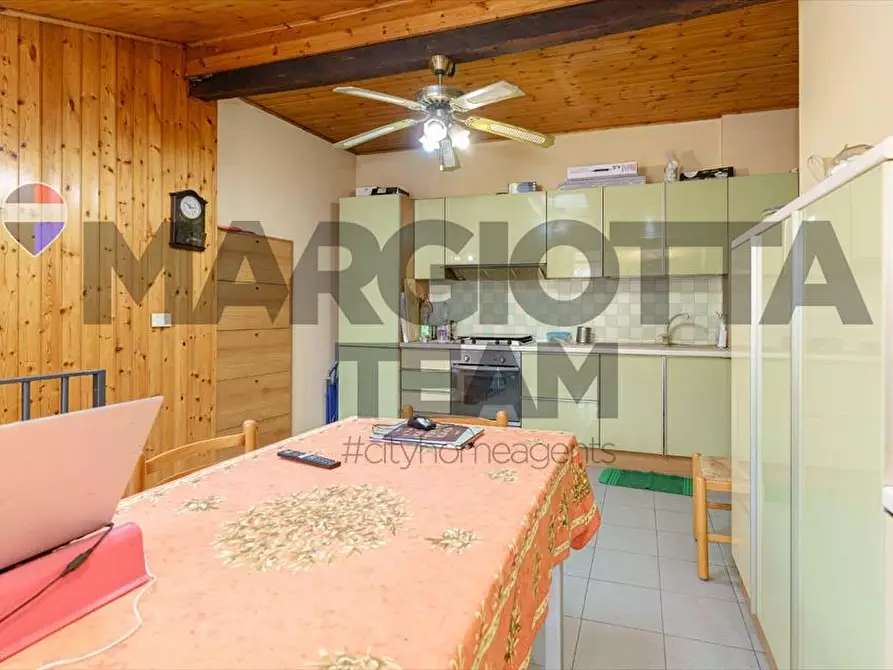 Immagine 5 di Appartamento in vendita  in via Vittorio Emanuele 356 a Catania