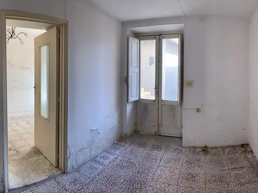 Immagine 8 di Casa indipendente in vendita  a Taurianova
