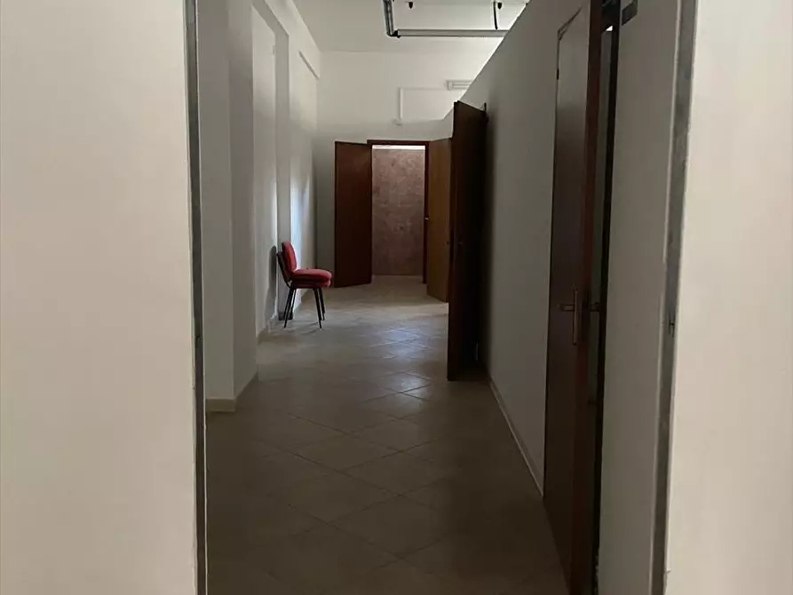 Immagine 8 di Ufficio in affitto  in via cesaro' a Erice