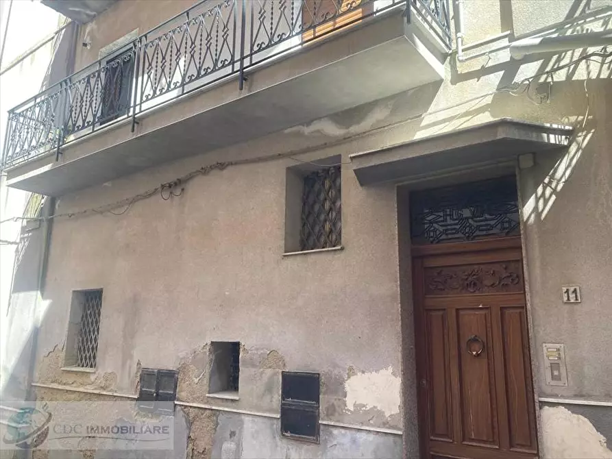 Immagine 2 di Appartamento in vendita  in Via Luigi Ferrara 19 a Lercara Friddi