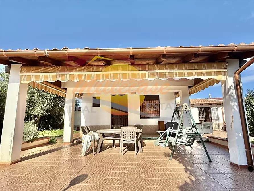 Immagine 2 di Villa in vendita  in VIA ELORINA a Siracusa