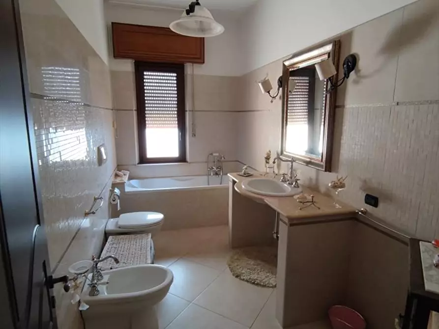 Immagine 14 di Appartamento in vendita  a Gioia Tauro