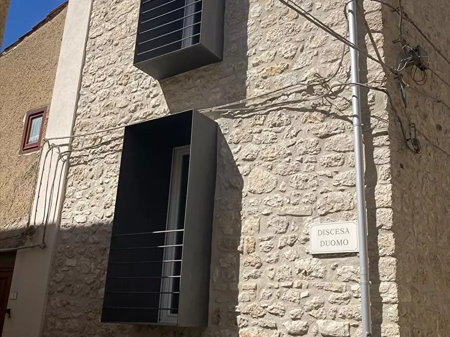 Immagine 1 di Abitazione tipica in vendita  in Discesa Duomo a Castronovo Di Sicilia