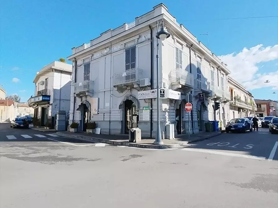 Immagine 3 di Locale commerciale in affitto  a Taurianova