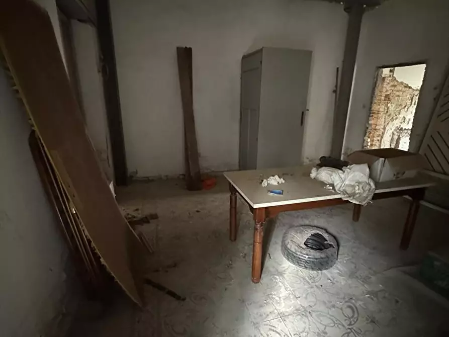 Immagine 11 di Casa indipendente in vendita  a Taurianova