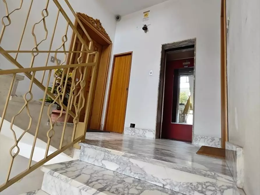 Immagine 15 di Appartamento in vendita  a Taurianova