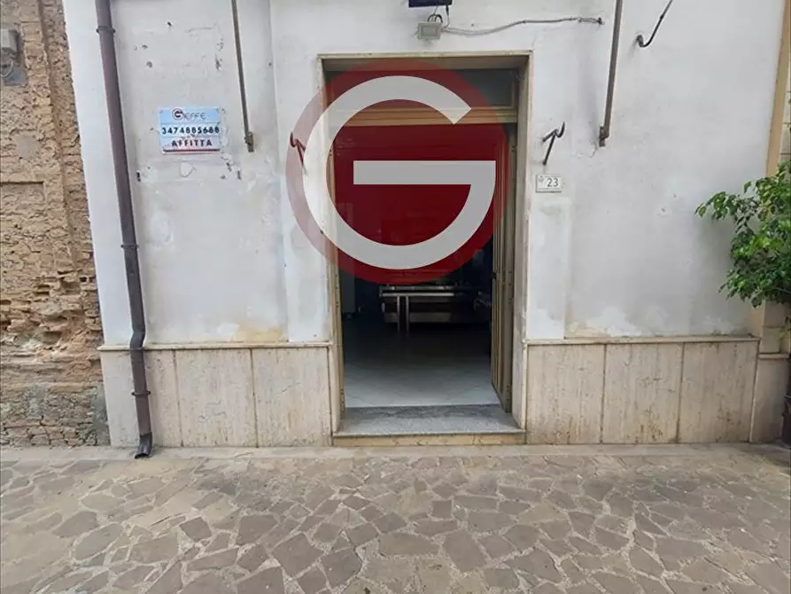 Immagine 2 di Locale commerciale in affitto  a Taurianova