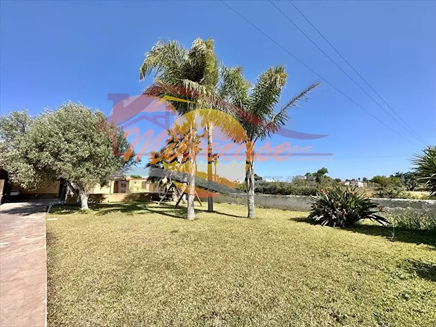 Immagine 18 di Villa in vendita  in arenella a Siracusa